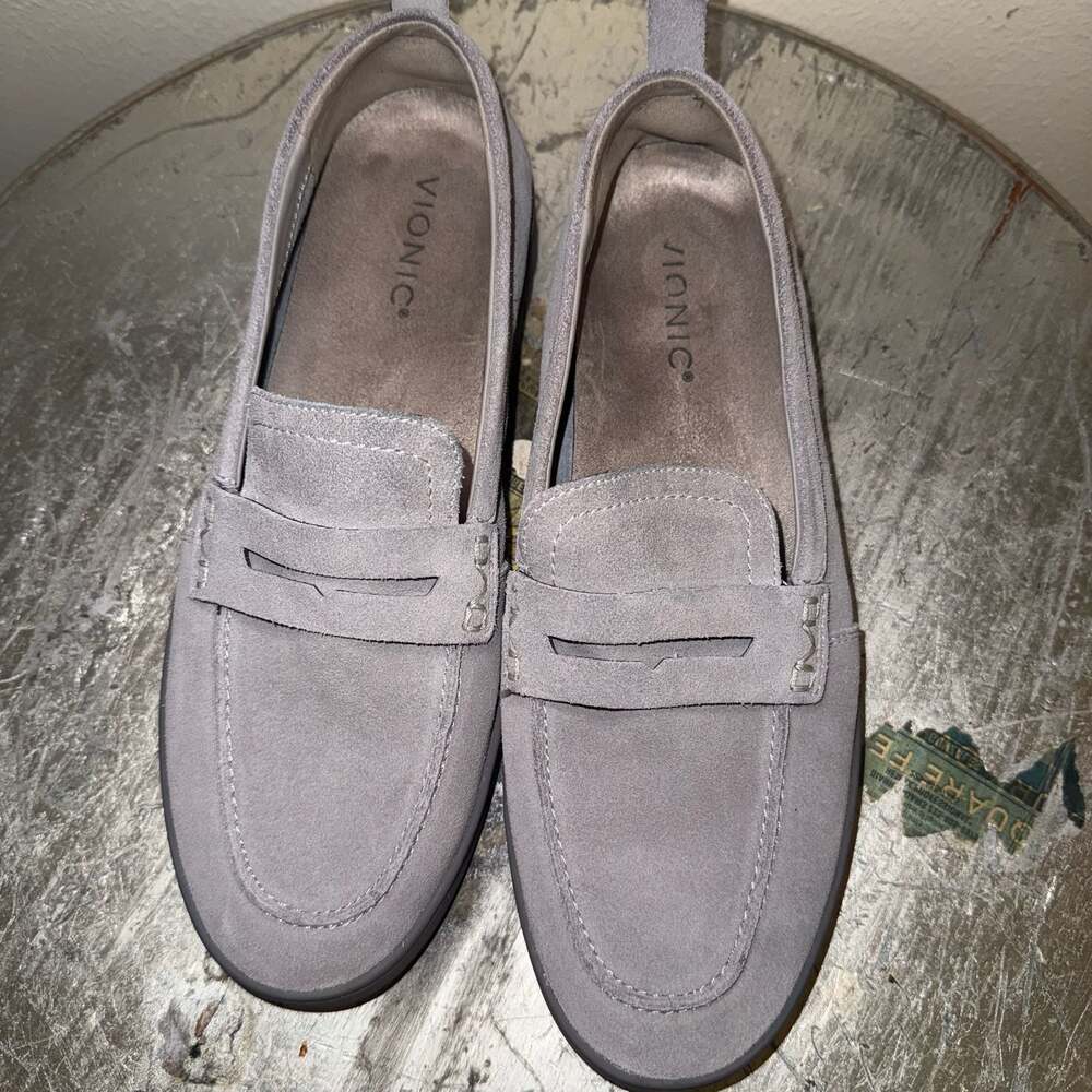 Vionic Uptown Suede Penny Loafer Grey Size 10 Wide